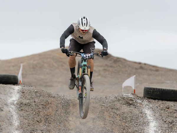 Quelle influence le sport a-t-il sur l'actualité mondiale aujourd'hui ?